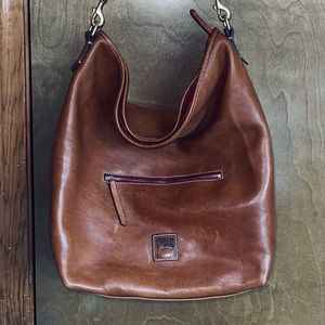 Dooney & Bourke Florentine XL Camden Hobo-Natural